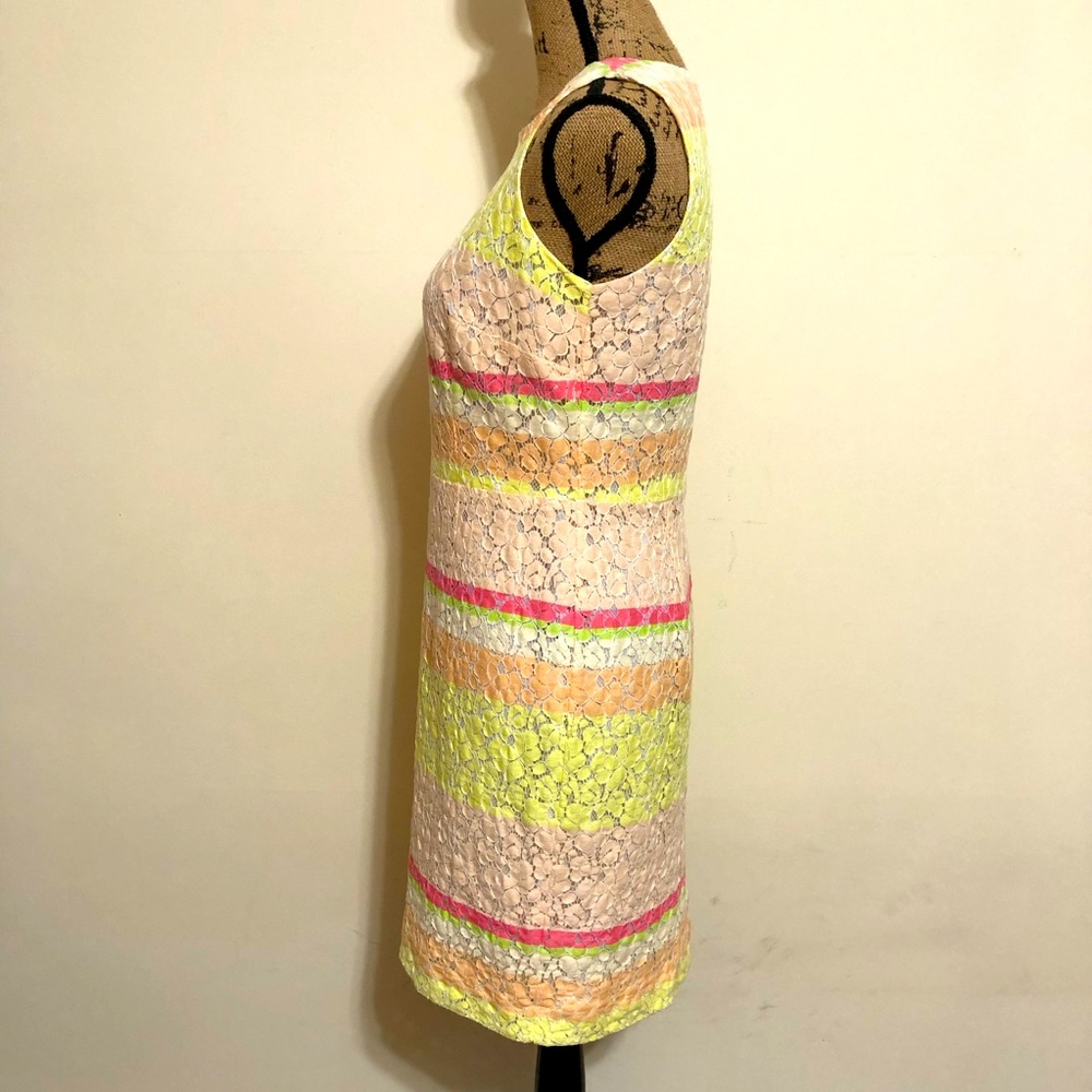 EUC! Ann Taylor Pastel Neon Lace Shift Dress Size 6P - Picture 4 of 9